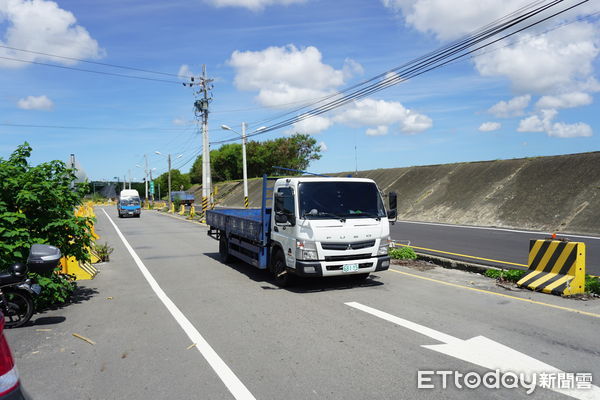 ▲▼神岡豐洲園區二期聯外道路工程延宕，在楊瓊瓔緊盯進度之下，市府預計9月底前開工。（圖／楊瓊瓔提供，下同）