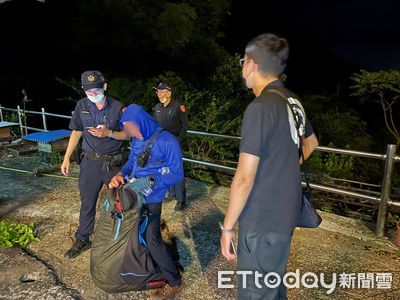 獨／感謝跑山獸+兒子送的錶！飛行傘教練：4小時上爬下衝找訊號