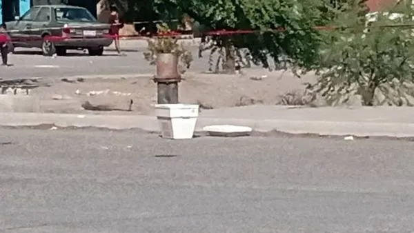 ▲▼墨西哥路邊的保冷箱中發現一顆遭斬首的頭顱。（圖／翻攝自推特）