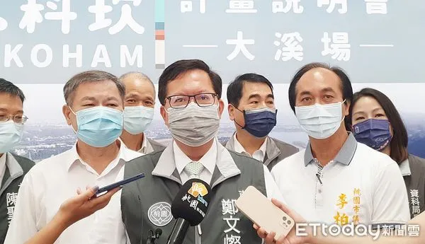 ▲桃園市長鄭文燦今天出席「大嵙崁計畫說明會－大溪場」時被問到林智堅論文遭台大撤銷時表示，學術的專業判斷，不同的看法應該讓它完整呈現。（圖／記者沈繼昌翻攝）