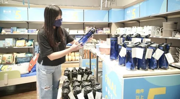 ▲▼HOLA夏出清3折起。（圖／資料照）