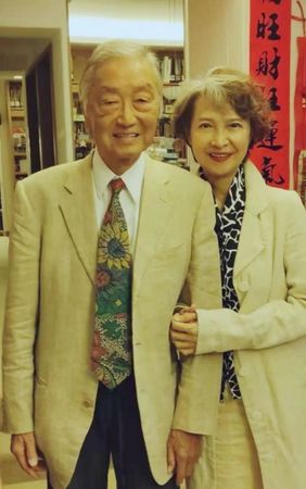 ▲蕭芳芳的老公、香港電視教父張正甫因胰臟癌離世。（圖／翻攝自香港文匯網微博）