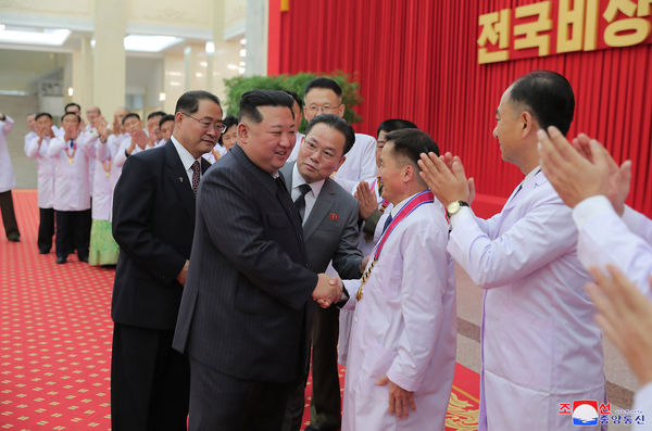 ▲▼金正恩宣布北韓新冠防疫成功。（圖／達志影像）