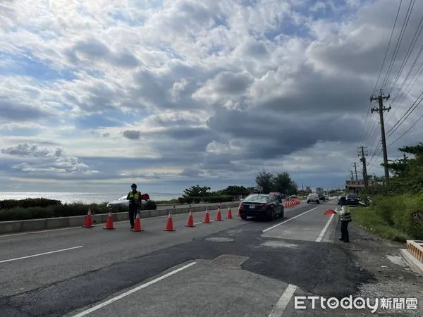 ▲屏東縣警局員警路邊執勤             。（圖／記者陳崑福翻攝，下同）