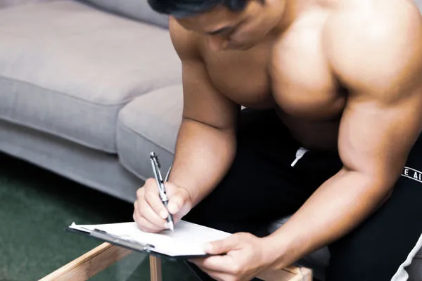 ▲▼猛男,帥哥,小鮮肉,簽約,簽名,合約。（圖／取自免費圖庫freephotomuscle）