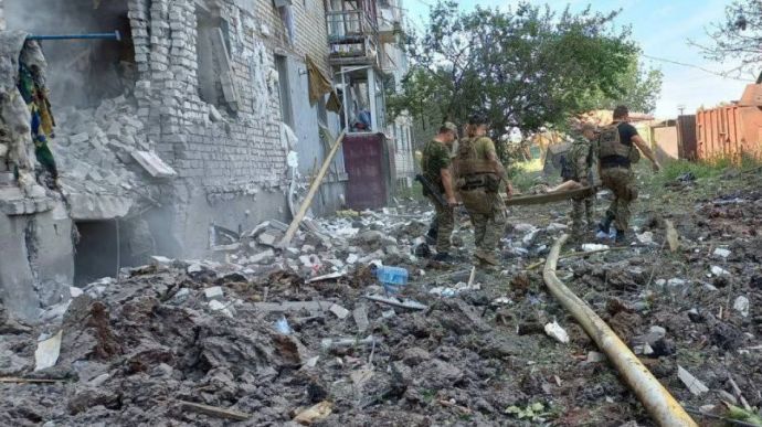 ▲▼ 俄羅斯瓦格納集團在烏克蘭佔領區的總部被炸。（圖／翻攝自推特）