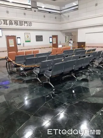 ▲門診區有人開槍             。（圖／記者吳奕靖翻攝）