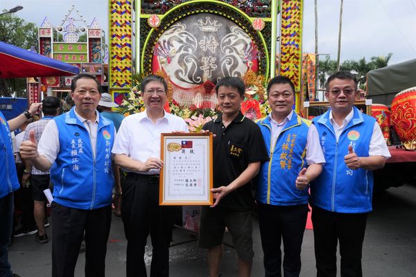 ▲義民祭神豬表揚！蔡英文首缺席祭典。（圖／新竹縣府提供）