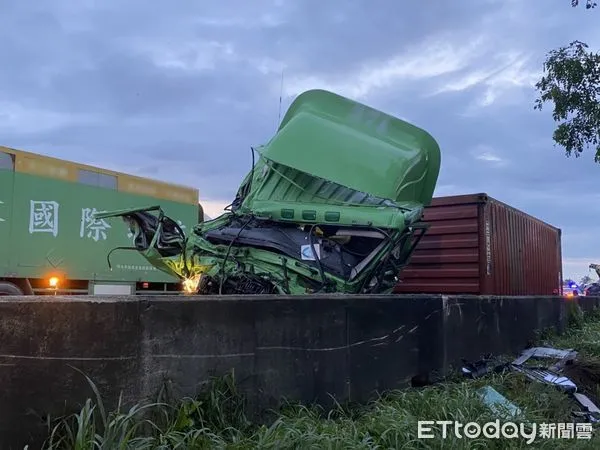 ▲▼ 國道一號2大車死亡事故 。（圖／記者林悅翻攝）