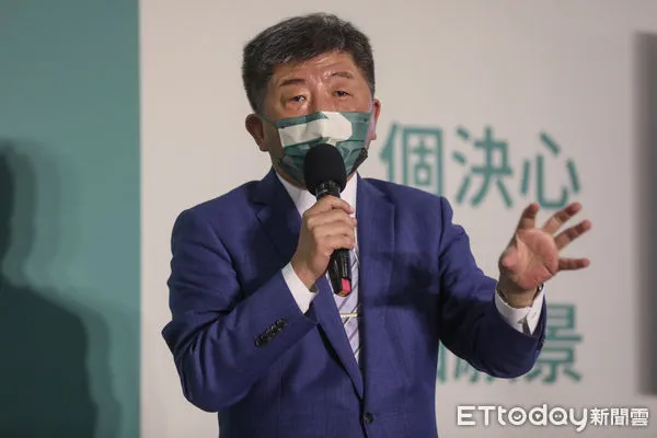 ▲台北市長參選人陳時中出席都市更新政策記者會。（圖／記者林敬旻攝）