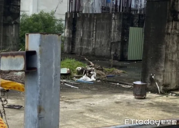 ▲▼恆春工人離奇陳屍廢棄20年工地。（圖／記者陳崑福翻攝）