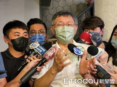 檢驗政績惹爭議　柯文哲酸陳時中：幕僚找專業點的