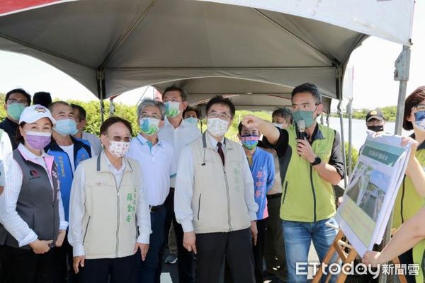 ▲「曾文溪排水第十號橋改建工程」19日舉行完工通車典禮，由台南市長黃偉哲親自主持。（圖／記者林悅翻攝，下同）