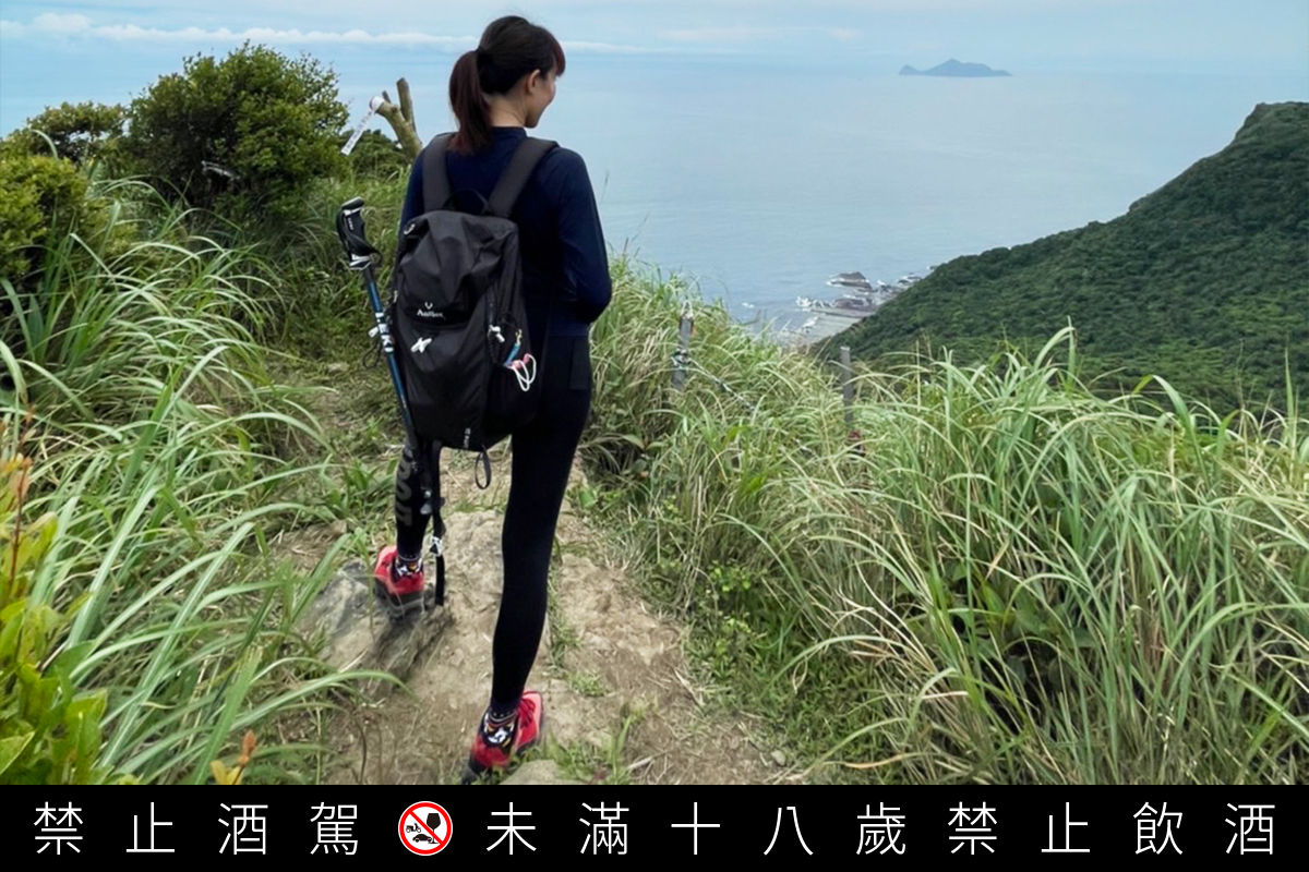 ▲▼警語,淡麗啤酒,登山。（圖／記者周宸亘攝）