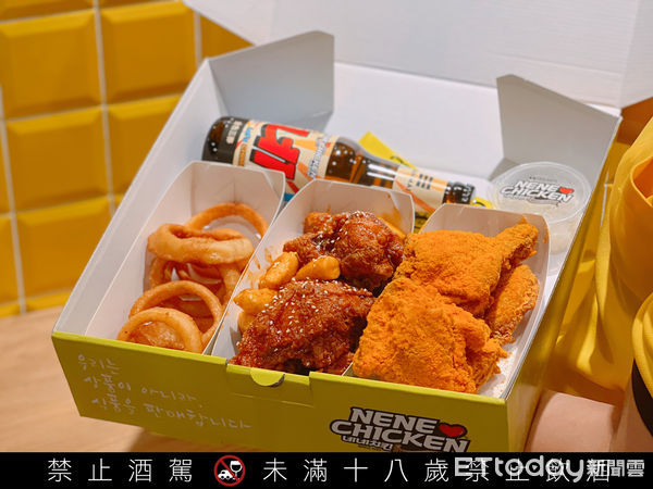 ▲▼NENE CHICKEN X 金色三麥推限量「雞+酒派對套餐」 。（圖／記者蕭筠攝）