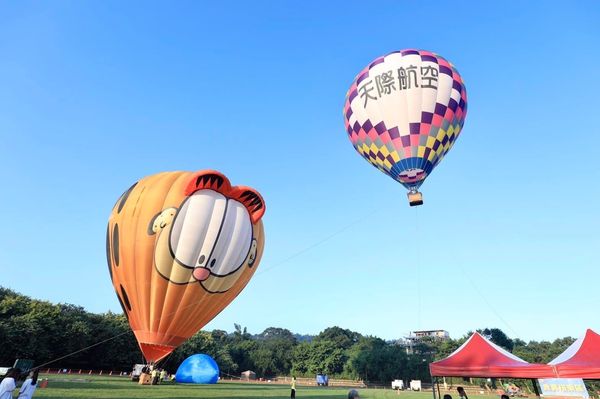 ▲▼「2022臺中熱氣球嘉年華」登場 。（圖／翻攝自台中市長盧秀燕臉書專頁、臺中市石岡區公所臉書專頁）