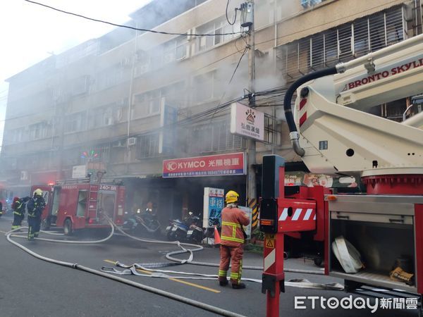 ▲▼樹林八德街民宅火警。（圖／記者戴上容翻攝）