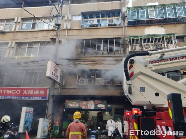 ▲▼樹林八德街民宅火警。（圖／記者戴上容翻攝）