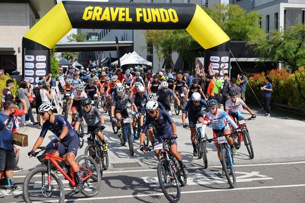 ▲ Gravel Fundo台南站，▼Gravel Fundo 第三站吸引全台超過200位好手參賽            。（圖／輪動台灣運動協會）