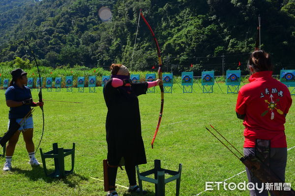 ▲南投縣全國原住民傳統射箭錦標賽於埔里鎮登場。（圖／南投縣政府提供）