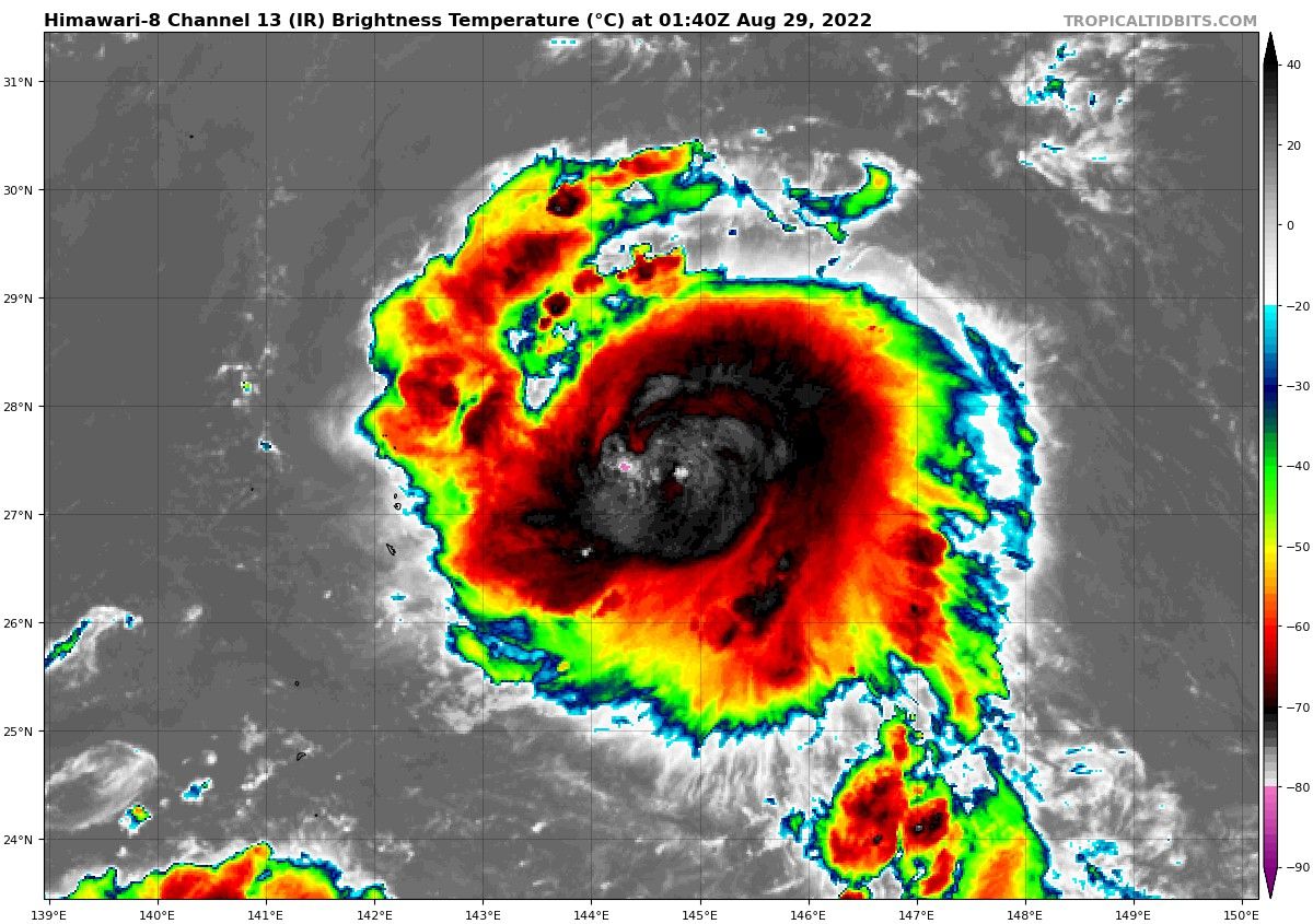 （圖／翻攝tropicaltidbits）