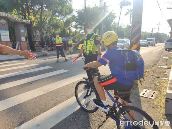 ▲潮州警分局執行護童專案             。（圖／記者陳崑福翻攝，下同）