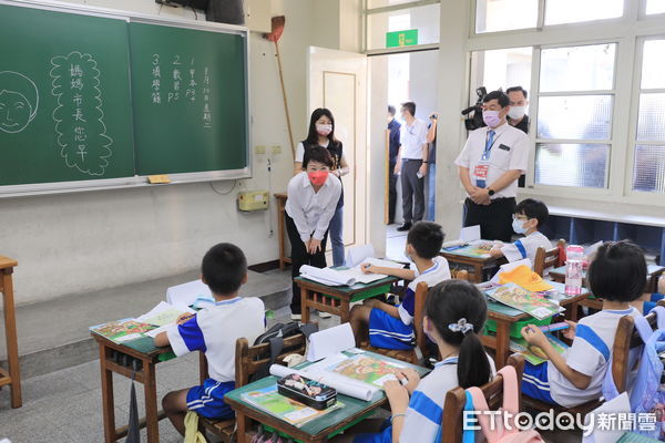 ▲台中房思琪案連環爆！3資優生控名師是狼，盧秀燕首度表態。（圖／記者游瓊華翻攝）