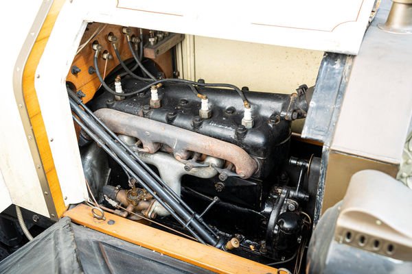 ▲1914福特Model T古董級露營車。（圖／翻攝自bonhams.com）