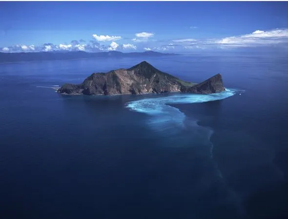 ▲▼受軒嵐諾颱風影響，龜山島明起封島3天。（圖／東北角風管處提供，下同）