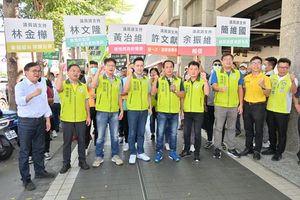 許文獻領軍登記參選台東縣議員　民進黨盼6席全上組黨團