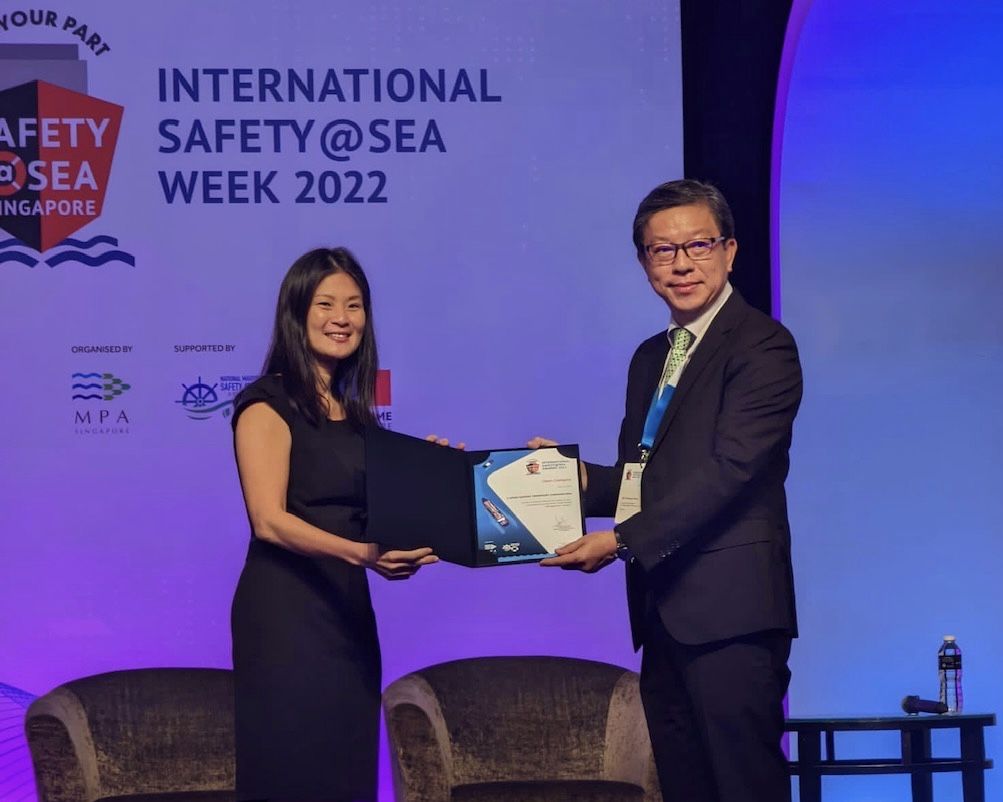 ▲裕民獲新加坡2022年國際海事安全大獎 。（圖/裕民航運提供）
