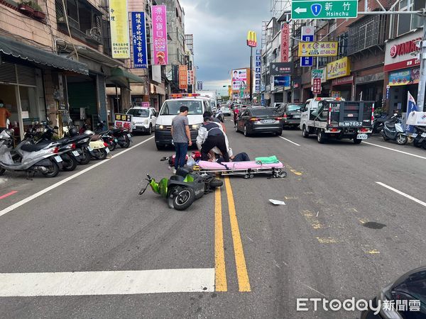 ▲▼頭份電動自行車車禍。（圖／記者蔡文淵翻攝）