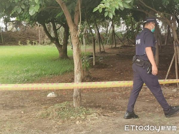 ▲▼台東兒童運動公園內，民眾驚見1男掛樹上急報警。（圖／記者楊漢聲翻攝，下同）