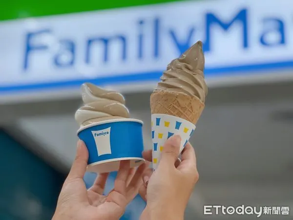 ▲▼全家「東方美人茶霜淇淋」回歸。（圖／記者蕭筠攝）