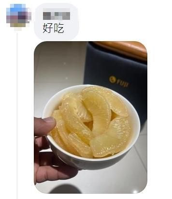 不少網友都很會剝柚子。（翻攝自爆怨公社）