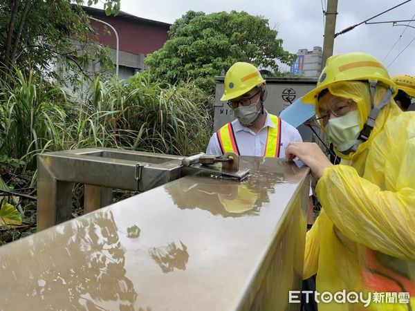 ▲▼軒嵐諾颱風來襲，台鐵已做好防颱準備因應。（圖／台鐵提供）