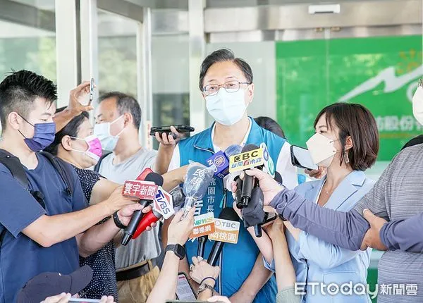 ▲台灣民眾黨桃園市長參選人賴香伶指稱，看過合約當中指出寫不得抄襲瓢竊；國民黨桃園市長參選人張善政回應，計畫是引進國外的新資訊，這不叫抄襲，跟合約上講的抄襲是兩回事。（資料照／記者沈繼昌翻攝）