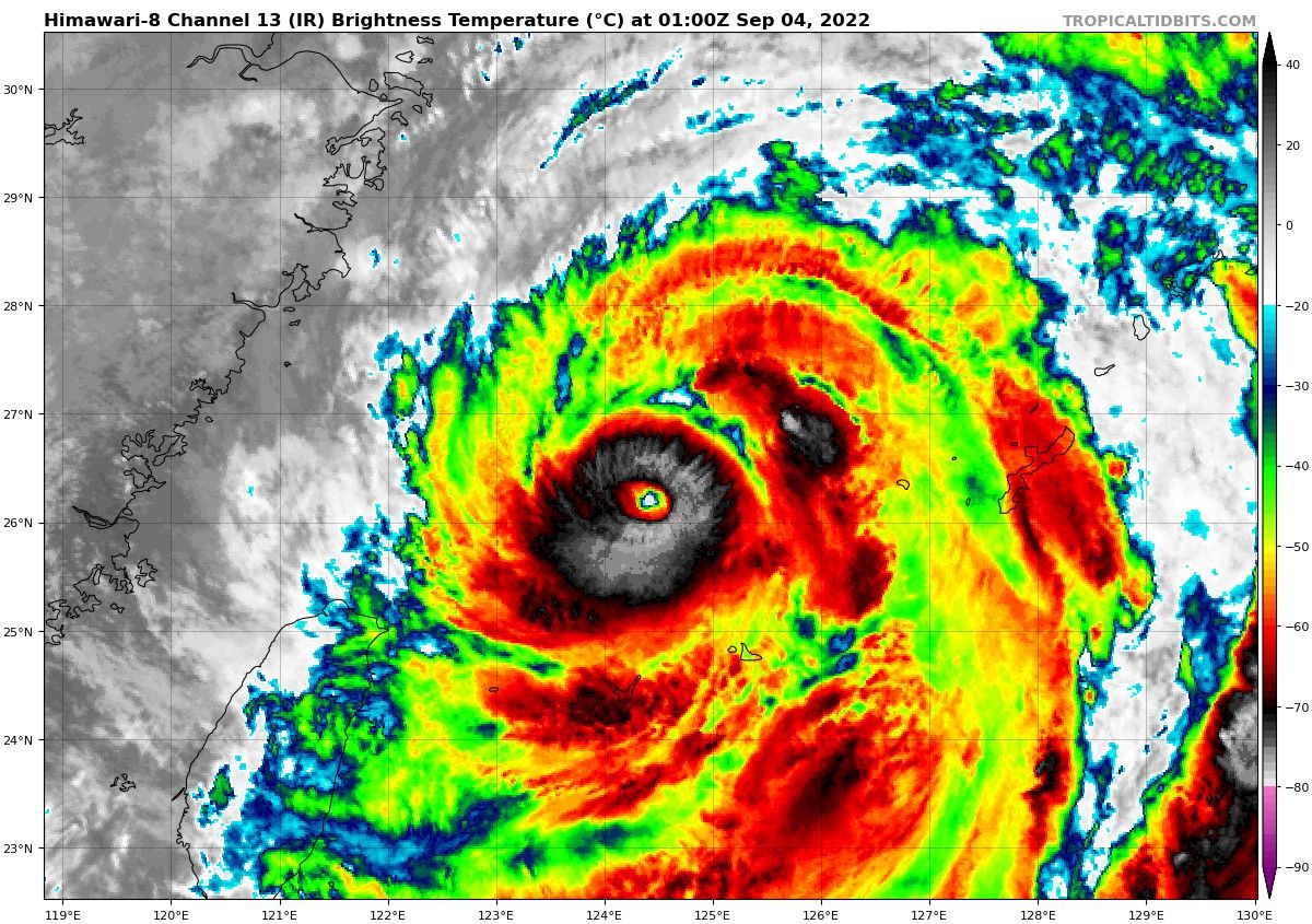 （圖／tropicaltidbits）