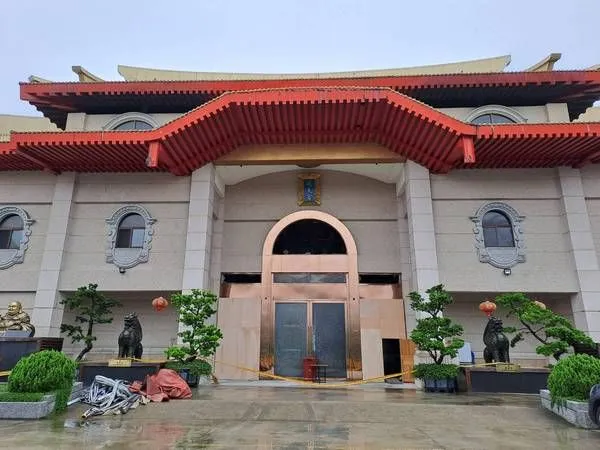 ▲祝融肆虐「威天宮」山西引靈關聖帝君無損