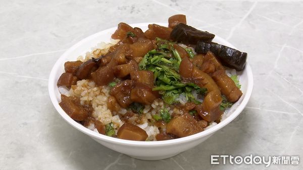 ▲▼台南,永記虱目魚丸,傳統美食,肉燥飯,虱目魚丸,蝦捲。（圖／記者姜國輝攝）