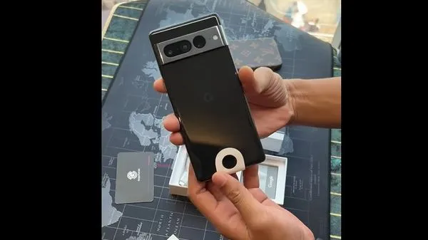 ▲Google Pixel 7開箱流出。（圖／取自Gadgetfull BD）