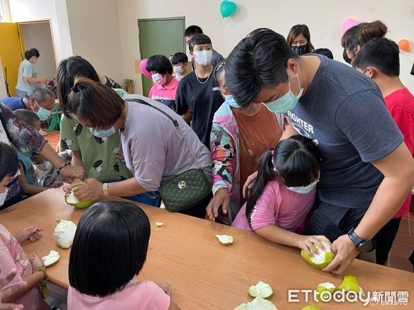 ▲台東家扶舉辦中秋親子聯歡活動。（圖／記者楊漢聲翻攝）