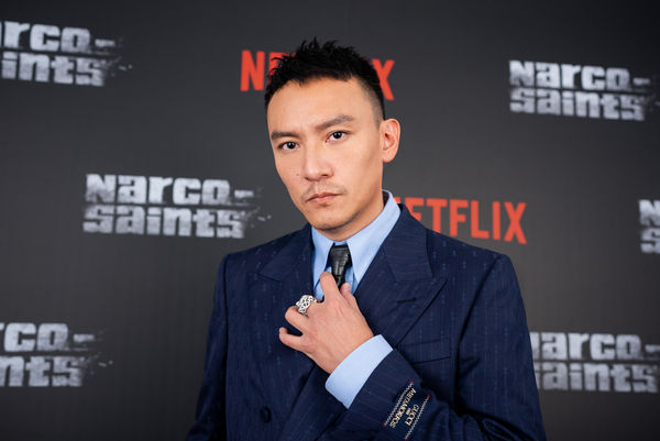 ▲《毒梟聖徒》導演尹鍾彬親自飛來台灣邀請張震。（圖／Netflix提供）