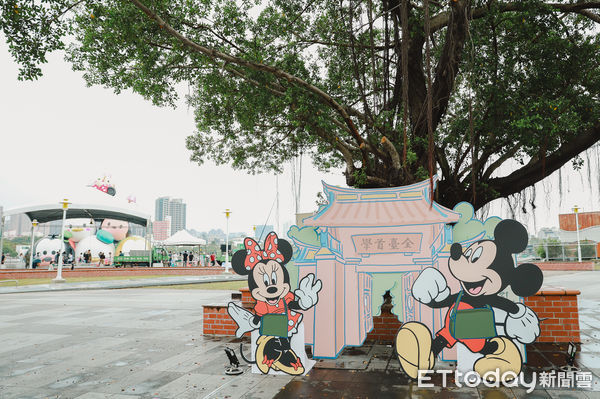 ▲▼米奇與好朋友CHILL遊台南，台南有巨型TsumTsum。（圖／記者蔡玟君攝）