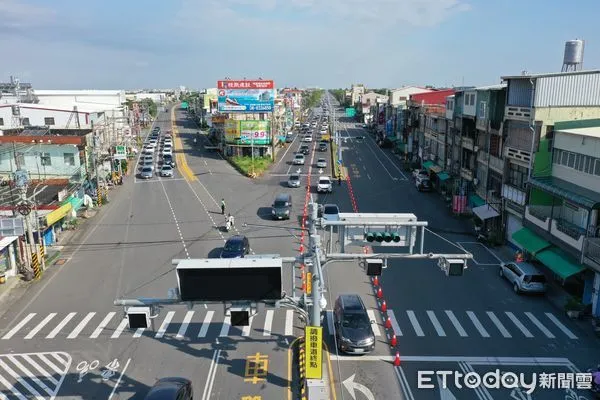 ▲中秋節連假第一天，屏鵝公路車流狀況            。（圖／記者陳崑福翻攝，下同）