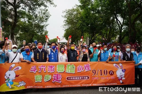 ▲中秋是闔家團聚節日，兒童第二公園的步道欄杆與景觀燈改善工程完竣，民眾更能享受更舒適安全的運動休閒空間。（圖／記者蔡佩旻翻攝）