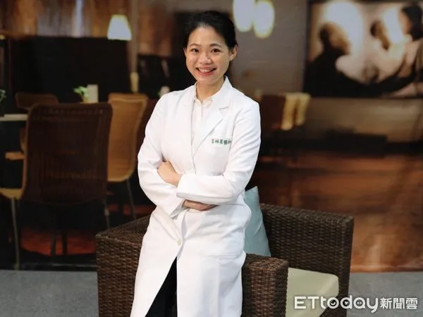 ▲李佩蓁醫師表示，利用人體自然孔洞（陰道）進行內視鏡微創手術的方式能夠減少患者的出血量、降低疼痛感，且術後不留疤。（圖／慈濟醫學中心提供）