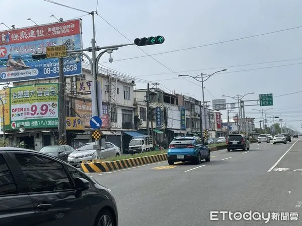 ▲枋寮警分局轄內台一線車流            。（圖／記者陳崑福翻攝，下同）