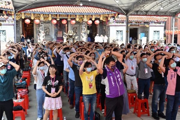 ▲桃園景福宮首辦「大廟遇到愛」一日聯誼8對配對成功