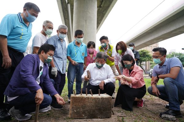 ▲▼陳時中北投慈生宮參香暨唭哩岸打石文化導覽體驗。（圖／陳時中競選團隊提供）